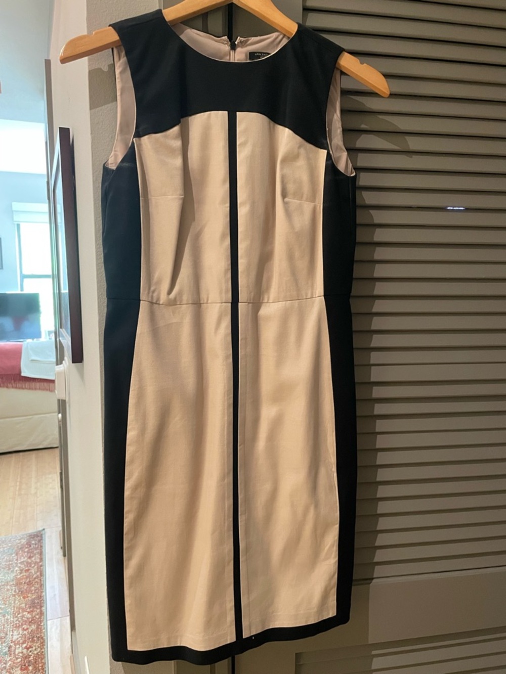 Ann Taylor Black and Cream Colorblock Midi Sheath Dress